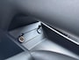 Hyundai Kona Electric EV Premium 64 kWh / SOH 100% / Trekhaak ( 300 kg ) / Achterbank verwarmd / Voorstoelen verwarmd en gekoeld /