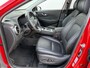 Hyundai Kona Electric EV Premium 64 kWh / SOH 100% / Trekhaak ( 300 kg ) / Achterbank verwarmd / Voorstoelen verwarmd en gekoeld /