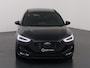 Ford Focus 1.0 EcoBoost Hybrid ST Line X | Trekhaak Afneembaar | Panoramadak | Winterpakket | Matrix Led Koplampen | Parkeercamera |