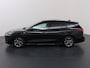 Ford Focus 1.0 EcoBoost Hybrid ST Line X | Trekhaak Afneembaar | Panoramadak | Winterpakket | Matrix Led Koplampen | Parkeercamera |