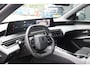 Peugeot E-3008 Allure Avantage 210 73 kWh | Navi | Warmtepomp | Trekhaak | Stoelverw. | Dodehoek | Keyless | Camera | PDC V+A | Ad. cruise |