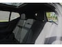 Volvo EX40 Single Motor Extended Range Ultra Europa 82 kWh 20-Inch 5-Spaaks Black Diamond Cut lichtmetalen velgen | Extra getint glas achter | Spatlappen achter | Google navigatie | Visual Park Assist | Adaptieve Cruise Control | BLIS | Panoramadak