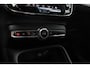 Volvo EX40 Single Motor Extended Range Ultra Europa 82 kWh 20-Inch 5-Spaaks Black Diamond Cut lichtmetalen velgen | Extra getint glas achter | Spatlappen achter | Google navigatie | Visual Park Assist | Adaptieve Cruise Control | BLIS | Panoramadak