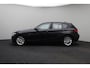 BMW 1-Serie 116i Business+ 2012 | Navigatie | Cruise Control | Stoel Verwarming | Parkeersensoren | Lichtmetalen Velgen | 2 Sleutels | Boekjes | Stuurwiel Bediening | Regensensor