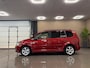 Volkswagen Touran 1.2 TSI Highline BlueMotion * 7 Persoons / Panoramadak / Trekhaak / Navigatie *
