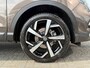 Nissan Qashqai 1.6 Tekna | Dealer onderhouden | 360 Camera | Trekhaak |