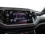 Volkswagen T-Roc 1.5 TSI 150pk DSG Sport · Panoramadak · Camera · Afn. Trekhaak · Dodehoeksensor · ACC · 18"Velgen · Sfeerverlichting · Sportstoelen ·