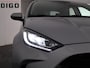 Toyota Yaris 1.5 HYBRID DYNAMIC SILVERLINE GARANTIE TOT 9-2031 CARPLAY NAVIGATIE .CAMERA. ADAPTIEVE CRUISE CONTROL . APPLE CARPLAY & ANDRIOD AUTO .