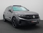 Volkswagen Touareg 3.0 TSi eHybrid 4MOTION R Edition 462PK Aut. matrix led, trekhaak, panoramadak, 360gr. camera, leder, luchtvering, keyless, stuur-stoelverwarming, Dynaudio, head-up display, 22" lichtmetaal
