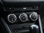 Mazda CX-3 2.0 SkyActiv-G 121 LUXURY, NAVIGATIE, CRUISE CONTROL, CLIMATE CONTROL, STOELVERWARMING, HALF LEDER, DODEHOEK, KEYLESS, HUD, LED, DAB, LICHTMETAAL 18"