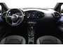 Toyota Aygo X Hybrid 115 envy | lichtmetalen velgen 18" | Navigatiesysteem | Parkeersensoren | Stoelverwarming |