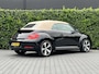 Volkswagen Beetle Cabriolet 1.4 TSI Sport BlueMotion, NL AUTO, NAP LOGISCH, LEDER, NAVIGATIE, CRUISE CONTROL, CLIMATE CONTROL, STOELVERWARMING, KEYLESS, PDC, LED, LICHTMETAAL 18"