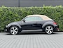 Volkswagen Beetle Cabriolet 1.4 TSI Sport BlueMotion, NL AUTO, NAP LOGISCH, LEDER, NAVIGATIE, CRUISE CONTROL, CLIMATE CONTROL, STOELVERWARMING, KEYLESS, PDC, LED, LICHTMETAAL 18"