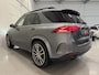 Mercedes-Benz GLE 350 e 4MATIC AMG PANO/22"/LUCHTVERING/BURMESTER/TREKHAAK/HEAD-UP/SOH 97%/360CAMERA/MASSAGE+VENTILATIE/ZWART LEER/SFEER/DRIVING ASS.PACKAGE PLUS/ALARM KLASSE 5/NET GROTE OH BEURT GEHAD/NIEUWPRIJS € 125.608,-
