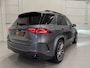 Mercedes-Benz GLE 350 e 4MATIC AMG PANO/22"/LUCHTVERING/BURMESTER/TREKHAAK/HEAD-UP/SOH 97%/360CAMERA/MASSAGE+VENTILATIE/ZWART LEER/SFEER/DRIVING ASS.PACKAGE PLUS/ALARM KLASSE 5/NET GROTE OH BEURT GEHAD/NIEUWPRIJS € 125.608,-