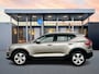 Volvo XC40 T2 A/T Momentum Business | 18" | Stoel/Stuurverwarming | Parkeercamera |  Adaptieve Cruise | Keyless | Elektr. Achterklep | Navigatie | Carplay