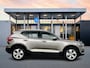 Volvo XC40 T2 A/T Momentum Business | 18" | Stoel/Stuurverwarming | Parkeercamera |  Adaptieve Cruise | Keyless | Elektr. Achterklep | Navigatie | Carplay