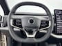 Volvo EX30 Single Motor Extended Range Plus Europa 69 kWh | 19" | Stoel/Stuurverwarming | Pine Interieur | Getint Glas | Elektr. verst. Stoelen | Harman Kardon | Adaptieve Cruise | BLIS | Keyless | Elektrische Achterklep
