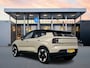Volvo EX30 Single Motor Extended Range Plus Europa 69 kWh | 19" | Stoel/Stuurverwarming | Pine Interieur | Getint Glas | Elektr. verst. Stoelen | Harman Kardon | Adaptieve Cruise | BLIS | Keyless | Elektrische Achterklep