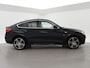 BMW X4 xDrive20i M-SPORT + SCHUIFDAK | TREKHAAK | HEAD-UP | 20 INCH LMV | MEMORY