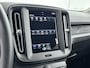 Volvo XC40 T2 A/T Momentum Core | 17" | Navigatie | Parkeercamera | Trekhaak | Parkeersensoren V+A | Cruise Control | Climate Control