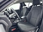 Volvo XC40 T2 A/T Momentum Core | 17" | Navigatie | Parkeercamera | Trekhaak | Parkeersensoren V+A | Cruise Control | Climate Control