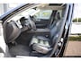 Volvo XC60 2.0 T6 Plug-in hybrid AWD Plus Dark SOH 97% / Trekhaak / Panoramadak / Harman Kardon