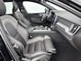 Volvo XC60 T8 Recharge Ultra Black Edition | 21" | Luchtvering | Trekhaak | 360 Camera | Harman Kardon | Head-Up | Full LED | Panoramadak | Elektr. verst. Stoelen