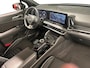 Kia Sportage 1.6 T-GDi Plug-in Hybrid AWD GT-PlusLine | Apple Carplay / Android Auto | Navigatiesyteem | Licht + Regensensor | Elektrisch Schuif / Kanteldak | Elektrisch Verstelbare Voorstoelen | Bestuurderstoel  Met geheugen | Stoel + Stuurverwarming | Stoelkoeling |Elektrich bedienbare Achterklep | Dodehoekdetectie |