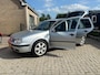 Volkswagen Golf 1.6-16V | CROSSER | ONDERDELEN | ROOKT | GEEN APK !