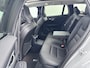 Volvo V60 T8 Ultra Dark | 18" | Trekhaak | Harman Kardon | Elektr. verst. Stoelen | Head-Up | Panoramadak | Full LED | Leder Dashboard