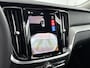 Volvo V60 T8 Ultra Dark | 18" | Trekhaak | Harman Kardon | Elektr. verst. Stoelen | Head-Up | Panoramadak | Full LED | Leder Dashboard