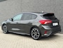 Ford Focus 1.0 EcoBoost Hybrid ST Line X | Carplay | Rijstrook assistent | Cruise control | DAB | Camera | Zwarte hemel | NAVI |