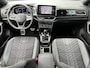 Volkswagen T-Roc 1.5 TSI 150pk DSG R-Line | Camera | Keyless | Elek. Achterklep | Dode hoek | Rijklaar incl. 1 jaar Bovag garantie