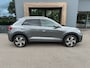 Volkswagen T-Roc 1.5 TSI 150pk DSG R-Line | Camera | Keyless | Elek. Achterklep | Dode hoek | Rijklaar incl. 1 jaar Bovag garantie