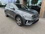 Volkswagen T-Roc 1.5 TSI 150pk DSG R-Line | Camera | Keyless | Elek. Achterklep | Dode hoek | Rijklaar incl. 1 jaar Bovag garantie