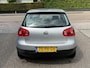 Volkswagen Golf 1.4 Trendline Inruilauto’s tegen vaste prijzen. Voor meer info: 0638140850 Bij de verkoop van gebruikte voertuigen door CD-Cars wordt geen standaard garantie verstrekt. De koper aanvaardt het voertuig in de staat waarin het zich bevindt op het moment van aankoop