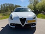Alfa Romeo Giulietta 1.4 Turbo MultiAir Super Automaat / Navi / 18" Velgen / Alcantara / Stoelverwarming / Clima / PDC / Cruise