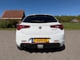 Alfa Romeo Giulietta 1.4 Turbo MultiAir Super Automaat / Navi / 18" Velgen / Alcantara / Stoelverwarming / Clima / PDC / Cruise