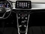 Volkswagen T-Roc 1.0 TSI Life Apple carplay, Parkeersensoren, Cruise control adaptief, Virtual desk, A start stop, Lichtmetalen velgen
