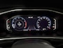 Volkswagen T-Roc 1.0 TSI Life Apple carplay, Parkeersensoren, Cruise control adaptief, Virtual desk, A start stop, Lichtmetalen velgen