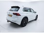 Volkswagen Tiguan 2.0 TSI 4Motion Highline Business R | Panoramadak | Elektrische Trekhaak | 2.200 KG Trekgewicht | 04-2018