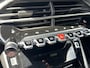 Peugeot 2008 1.2 PureTech 130PK GT Pack EAT8 Panorama elektrisch schuifkanteldak, luxe Alcanrara bekleding met stoelverwarming, Full led verlichting en een afneembare trekhaak