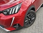 Peugeot 2008 1.2 PureTech 130PK GT Pack EAT8 Panorama elektrisch schuifkanteldak, luxe Alcanrara bekleding met stoelverwarming, Full led verlichting en een afneembare trekhaak