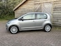 Volkswagen Up! 1.0 high up! BlueMotion | Airco | Cruise | Parkeersensoren | Lichtmetalen velgen | Nieuwe banden | Hele mooie auto!!