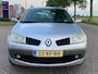 Renault Megane Grand Tour 1.6-16V Business Line ECC Electric pakket Audio/CD LMV 16" Cruise Dakrails Trekhaak Dealerond. Nw Apk!