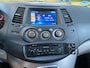 Mitsubishi Grandis 2.4-16V Intense 7-Ps! ECC Electr pakket Audio-CD/Navi LMV 17" ABS EBD Cruise PDC Trekhaak Dealeronderh. Nw Apk!