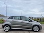 Mercedes-Benz B-klasse 170 5-Drs Airco Electric pakket Audio/CD LMV 17"Leder/Stof ABS TCS ESP EBD Trekhaak Dealeronderhoud Nw Apk!