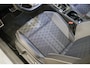Volkswagen Golf 1.5 eTSI R-Line Panoramadak | CarPlay | Stoelverwarming