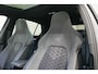 Volkswagen Golf 1.5 eTSI R-Line Panoramadak | CarPlay | Stoelverwarming